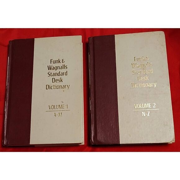 Funk & Wagnalls Standard Desk Dictionary Volumes 1 & 2-A to Z - Picture 3 of 9